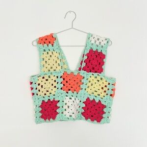 the series ny mint crochet tank - light green granny square knit top M like new